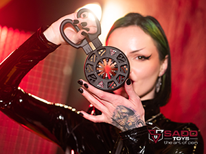 Ring Vice - Mistress Ilina Poisoned 07