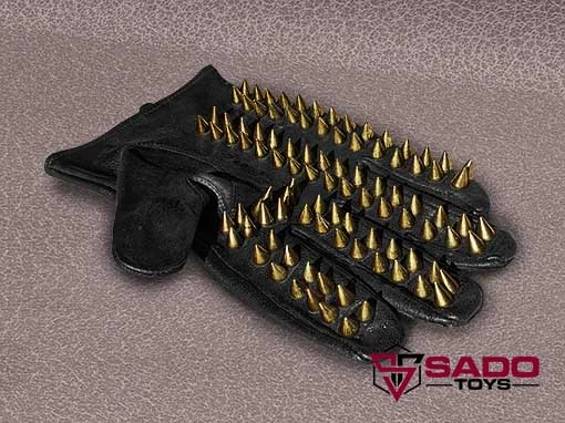 Spiked Gloves Black-Gold Spiked Gloves Black-Gold