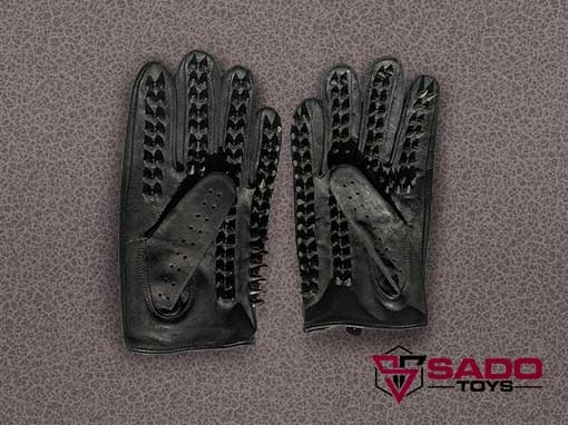Spiked Gloves Dimension Spiked Gloves Dimension
