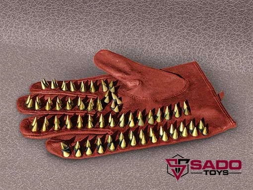 Spiked Gloves Red-Gold Spiked Gloves Red-Gold