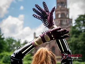 Spiked Gloves - Mistress Regina Milano 08